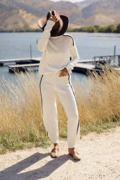 Another Avenue Wide Leg Pants - Contrast Stitching -ROOLEE FASHION SHOP 7W4A3459