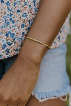 ROOLEE Do The Twist Bracelet - Minimalist Twisted Jewelry