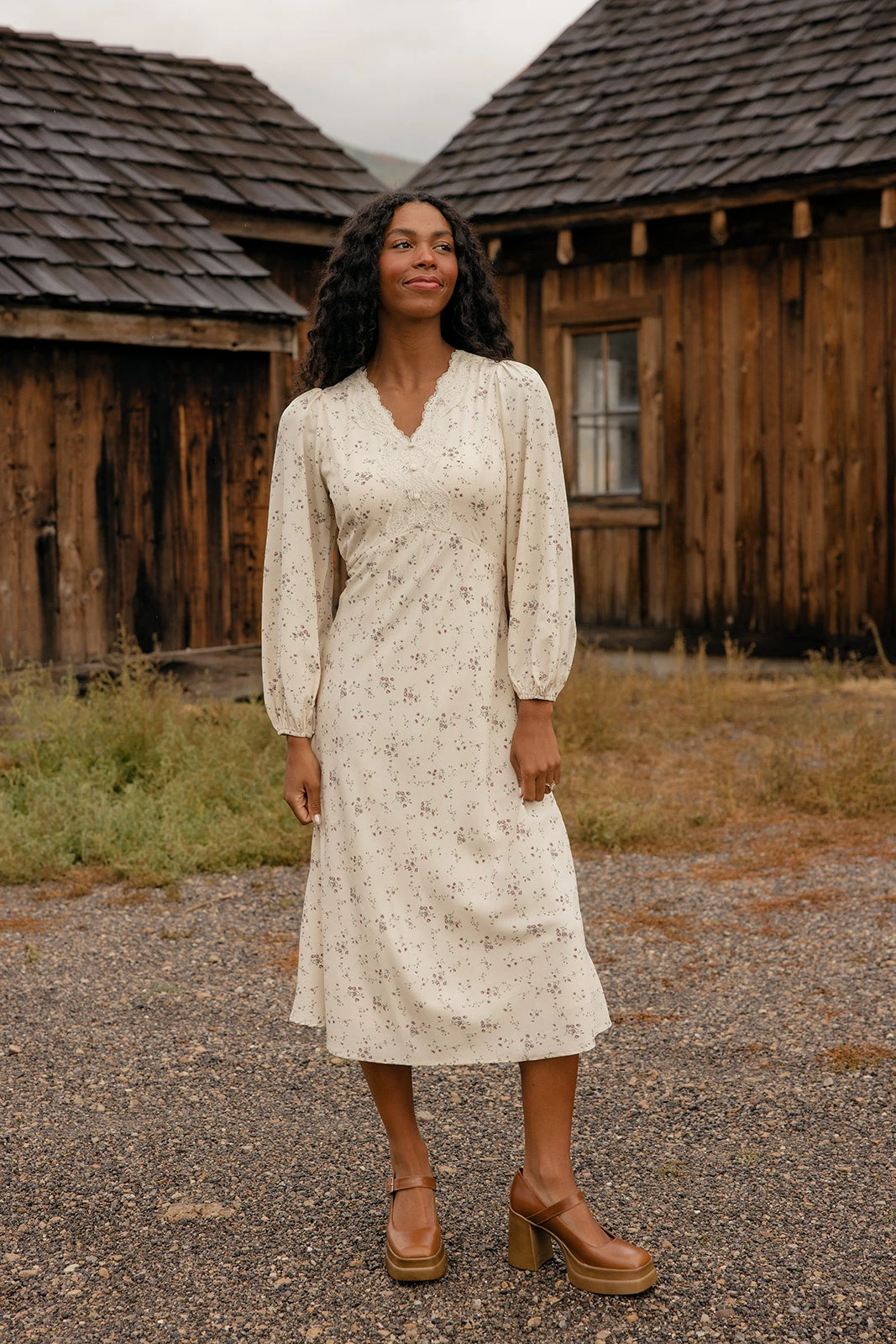 Vintage Botanica Floral Midi Dress with Romantic Puff Sleeves 5 Vintage Botanica Floral Midi Dress with Romantic Puff Sleeves - Image 3