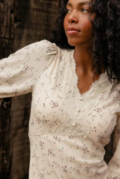 Vintage Botanica Floral Midi Dress with Romantic Puff Sleeves 13 Vintage Botanica Floral Midi Dress with Romantic Puff Sleeves -ROOLEE FASHION SHOP 7W4A3924