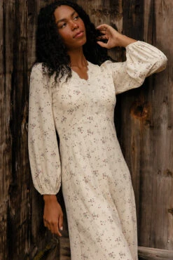 Vintage Botanica Floral Midi Dress with Romantic Puff Sleeves 15 Vintage Botanica Floral Midi Dress with Romantic Puff Sleeves -ROOLEE FASHION SHOP 7W4A3935