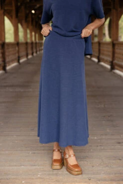 Midnight Muse Midi Skirt -ROOLEE FASHION SHOP 7W4A4726 6eaa1082 2ae5 496c b23a 853989b170de