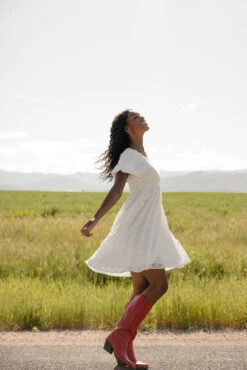 Wonderwall Checkered Dress - Elegant White Textured Dress with Pockets 16 Wonderwall Checkered Dress - Elegant White Textured Dress with Pockets -ROOLEE FASHION SHOP 7W4A4729