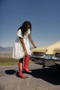 Wonderwall Checkered Dress - Elegant White Textured Dress with Pockets 18 Wonderwall Checkered Dress - Elegant White Textured Dress with Pockets -ROOLEE FASHION SHOP 7W4A4763