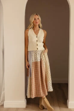 Ribbed Button-Down Vest - V-Neck Stretchy Knit Top