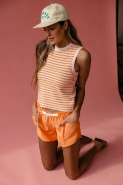 High-Rise Hybrid Explorer Shorts with Adjustable Belt - Ada -ROOLEE FASHION SHOP 7W4A4901