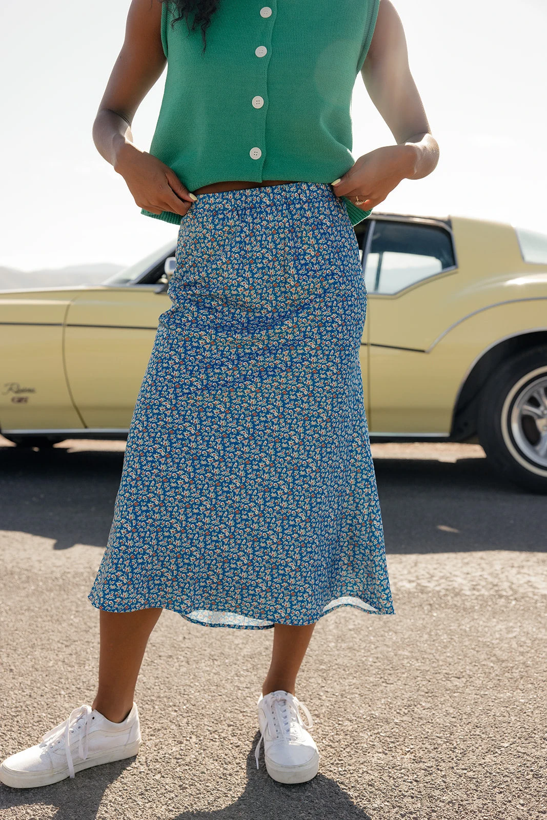 Blue Floral Silk Midi Skirt with Elastic Waistband 3 Blue Floral Silk Midi Skirt with Elastic Waistband
