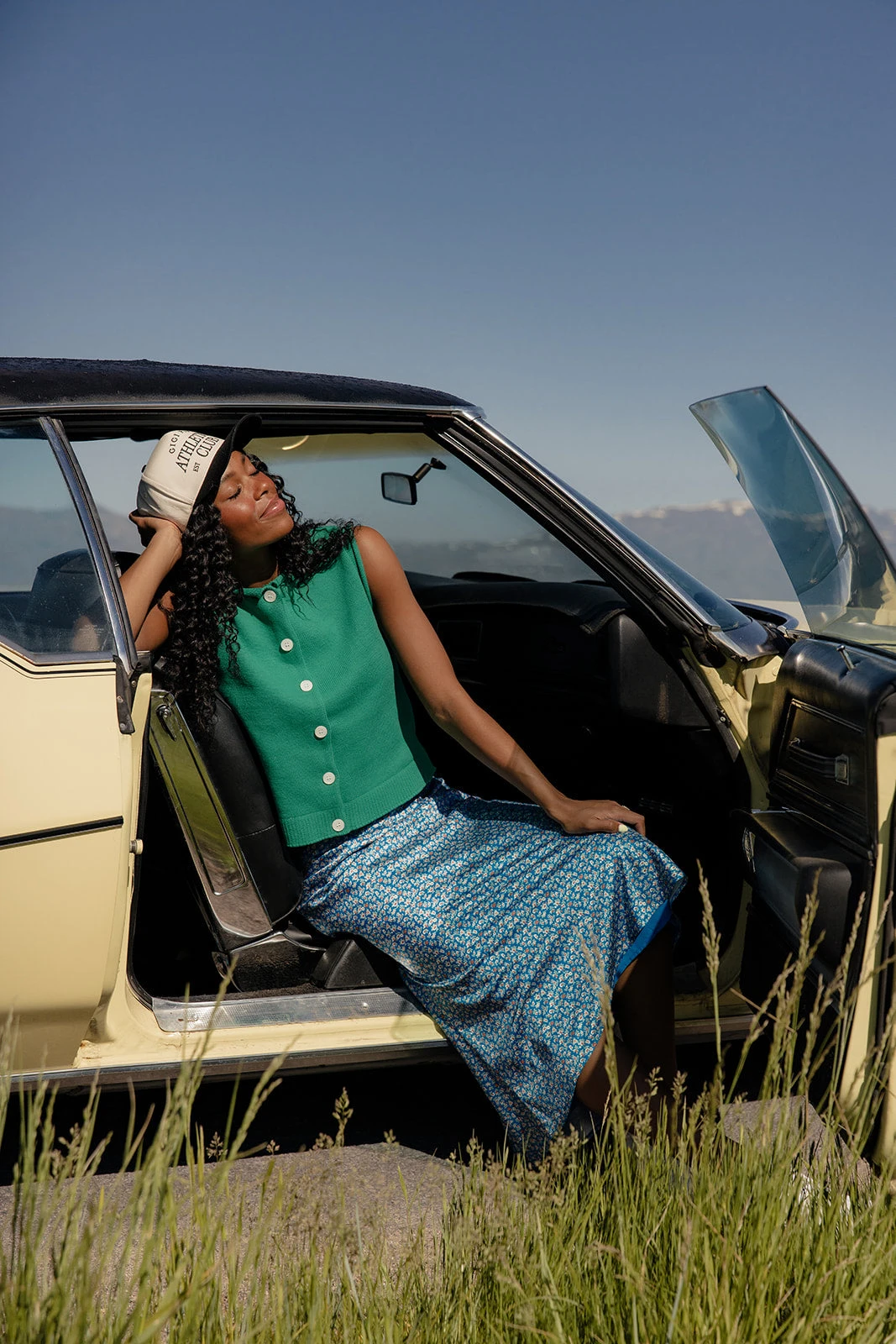 Green Retro Button-Up Vest - Sleeveless Summer Fashion Top 4 Green Retro Button-Up Vest - Sleeveless Summer Fashion Top - Image 2