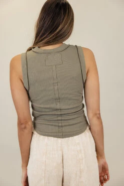 Free People Kate Tee: Relaxed Summer Essential with Exposed Seaming -ROOLEE FASHION SHOP 7W4A5100 092fa4bb 4a0f 4e67 82a9 001a42c4d072