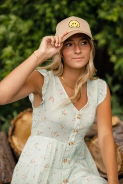 Smiley Face Trucker Hat - Retro Mesh Back Adjustable Snapback Cap -ROOLEE FASHION SHOP 7W4A5119 fcf82410 8545 483a 8d03 3c923bc02441