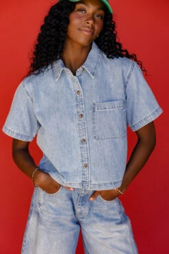 Short Sleeve Denim Button Down Blouse: Relaxed Western Style