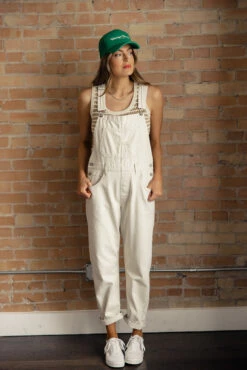 Free People Ziggy Denim Overalls 25 Free People Ziggy Denim Overalls -ROOLEE FASHION SHOP 7W4A5338 4b843646 8410 4ecc 929f 29bd94d29f34