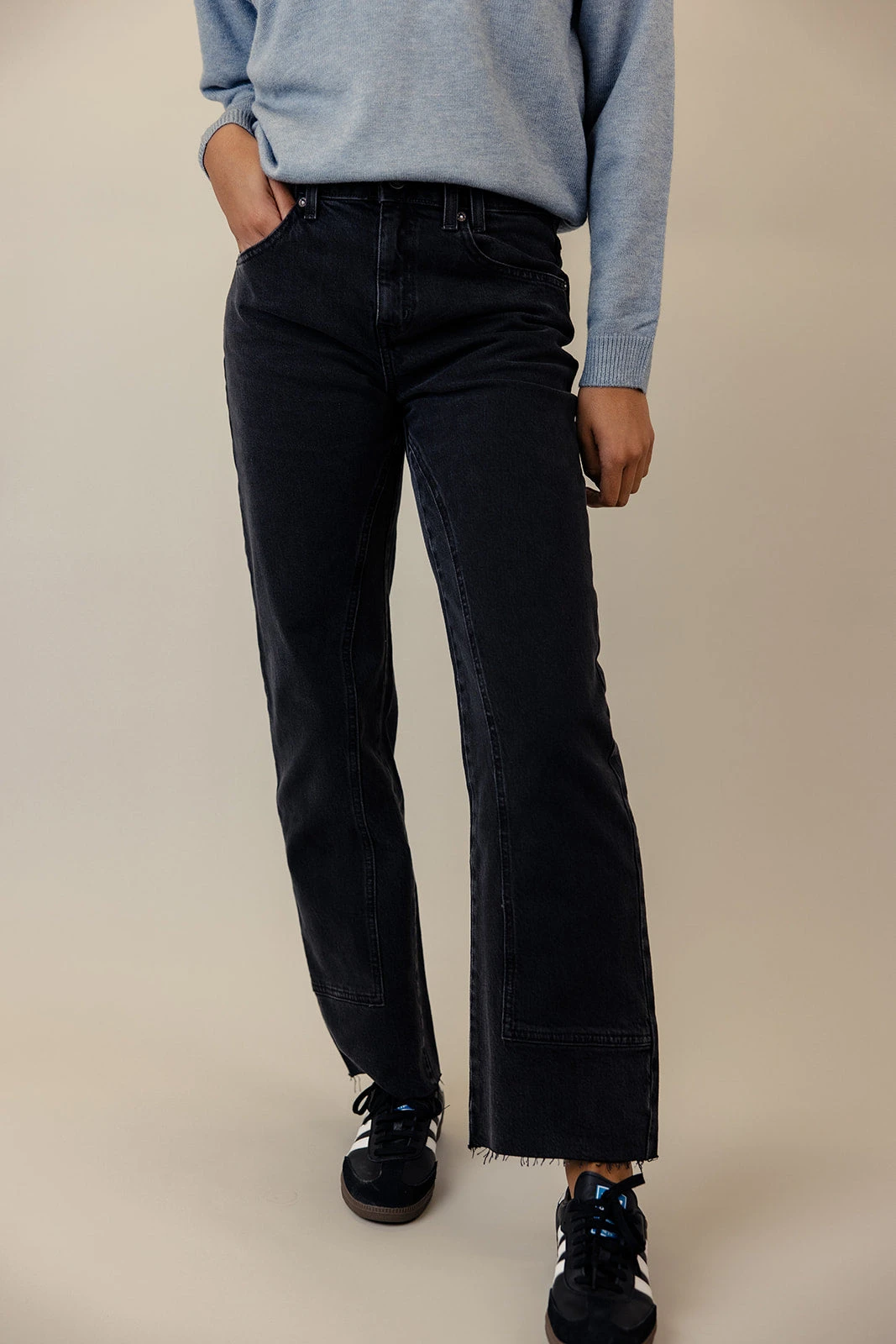 Free People Risk Taker Mid Rise Straight Leg Jeans 4 Free People Risk Taker Mid Rise Straight Leg Jeans - Image 2