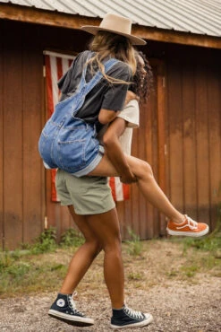 Free People Ziggy Shortalls -ROOLEE FASHION SHOP 7W4A5807 ac5b5ee0 f49d 465a b342 2a8b3c79a23e