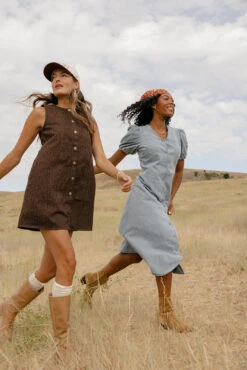 The Holloway Denim Puff Sleeve Midi Dress 15 The Holloway Denim Puff Sleeve Midi Dress -ROOLEE FASHION SHOP 7W4A5876