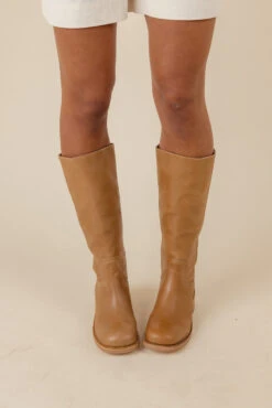 Steve Madden Riggs Leather Square Toe Boots 10 Steve Madden Riggs Leather Square Toe Boots -ROOLEE FASHION SHOP 7W4A6145