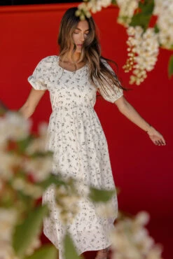 Floral Puff Sleeve Midi Dress with Pockets in Cream