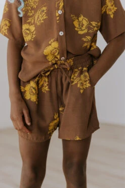 Roolee Mini Billie Floral Shorts 22 Roolee Mini Billie Floral Shorts -ROOLEE FASHION SHOP 7W4A6831 dedd367b 3641 4323 b0f2 003c276f08e9