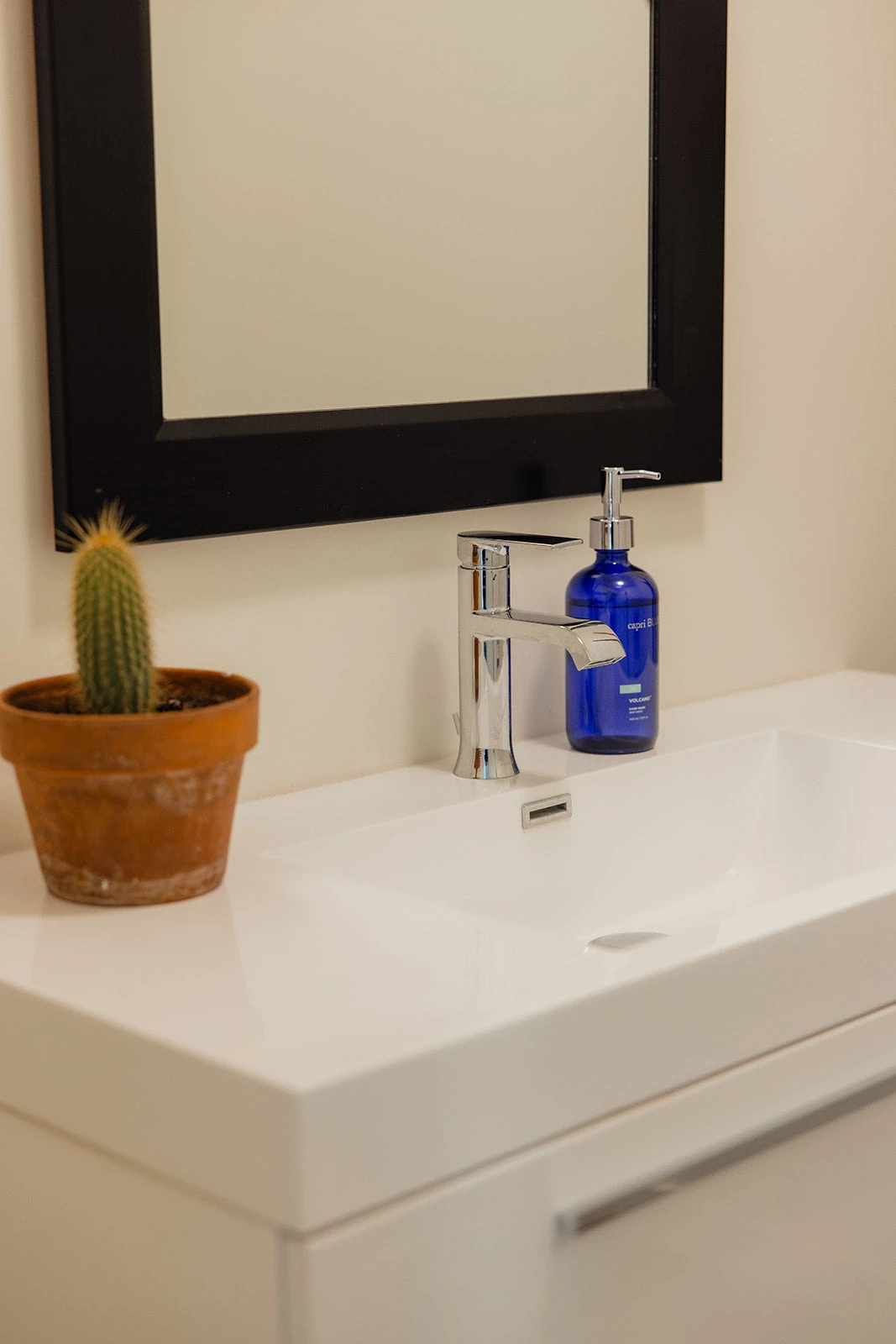 Capri Blue Volcano Large Hand Wash in Cobalt Blue Glass 5 Capri Blue Volcano Large Hand Wash in Cobalt Blue Glass - Image 3