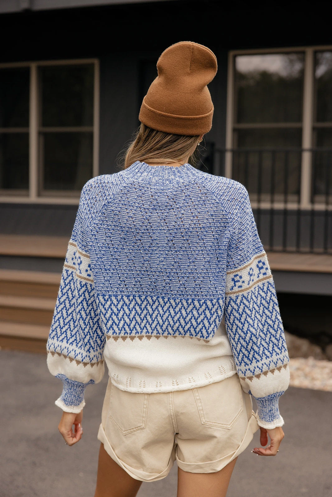 Tie-Front Patterned Sweater with Trendy Balloon Sleeves 7 Tie-Front Patterned Sweater with Trendy Balloon Sleeves - Image 5