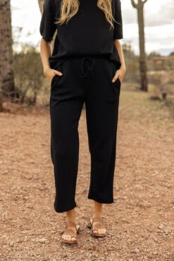 The Iris Textured Wide-Leg Pants with Pockets -ROOLEE FASHION SHOP 7W4A8976