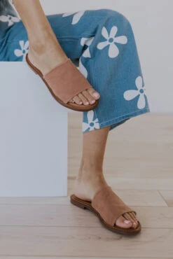 ROOLEE Karamelo Hand-Crafted Nappa Leather Sandal -ROOLEE FASHION SHOP 7W4A9122