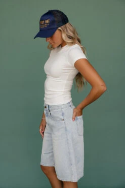 Ribbed Short Sleeve Fitted Basic Tee