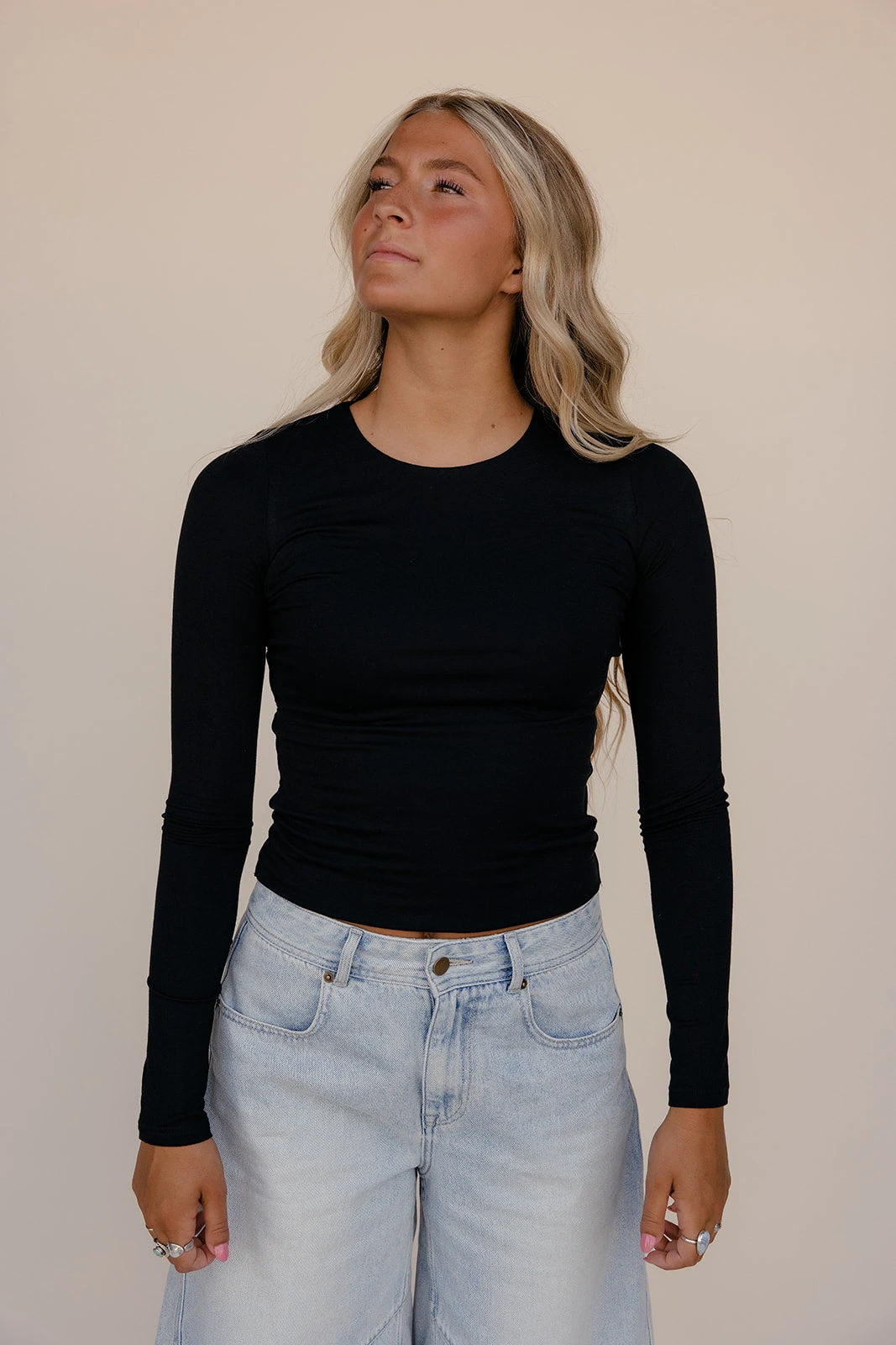 Fitted Long Sleeve Essential Tee - Chic Wardrobe Staple 8 Fitted Long Sleeve Essential Tee - Chic Wardrobe Staple - Image 6