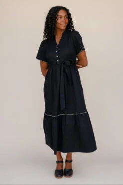 Black Lace Trim Maxi Dress with Statement Collar and Button Detail 15 Black Lace Trim Maxi Dress with Statement Collar and Button Detail -ROOLEE FASHION SHOP 7W4A9481