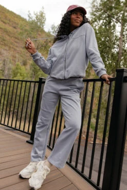 Women's Soft Zip-Up Hoodie - Relaxed Fit Casual Outerwear