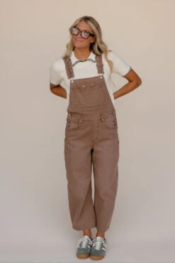 A+ Collared Knit Blouse with Contrast Stitched Detail -ROOLEE FASHION SHOP 7W4A9515 8b158320 2098 4e64 86d2 465bd5b9fb44