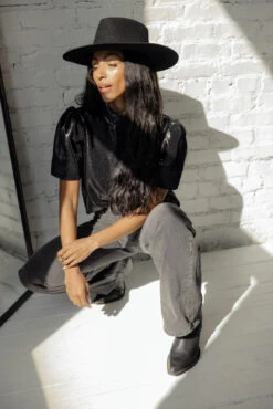 SALT Greenhaven Puff Sleeve Top 19 SALT Greenhaven Puff Sleeve Top -ROOLEE FASHION SHOP 7W4A9892 10383e23 077d 477e adf5 215c1cafd7c0