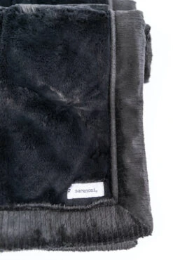 Saranoni Charcoal Lush Blanket: Premium Weighted Luxury Throw -ROOLEE FASHION SHOP B48I2527
