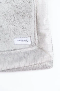 Luxury Gray Throw Blanket - Mist Lush Soft & Airy Wellness Throw -ROOLEE FASHION SHOP B48I2562