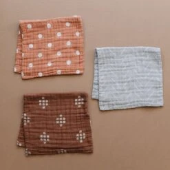 Mebie Baby Desert Sage Muslin Burp Cloth -ROOLEE FASHION SHOP DSC4547 websize b3f202f4 9f69 4c24 930e 407263ab454d