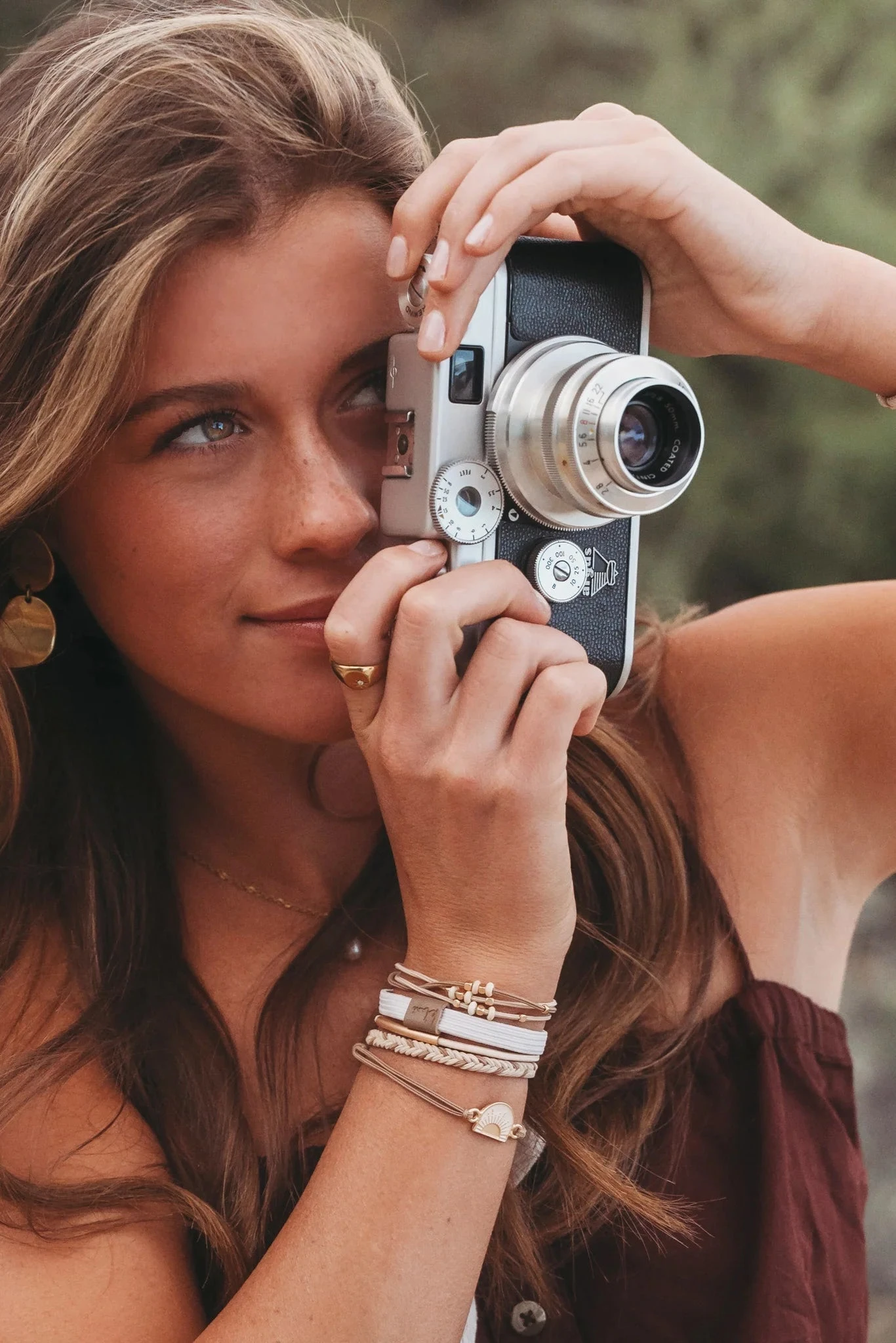 Hair Tie Bracelet Pack - Stylish 2-in-1 Elastic Wristbands 4 Hair Tie Bracelet Pack - Stylish 2-in-1 Elastic Wristbands - Image 2