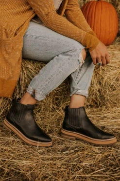 ROOLEE Prince Booties: Premium Leather Chukka Boots -ROOLEE FASHION SHOP FallWinter