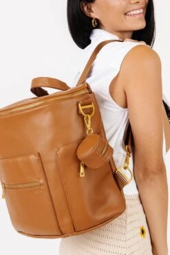 Fawn Design Brown Paci Case - Insulated Faux Leather Holder 11 Fawn Design Brown Paci Case - Insulated Faux Leather Holder -ROOLEE FASHION SHOP Fawn PaciCase Brown 5 d9663cf4 6b8d 42f5 bab1 622cafcc8db6