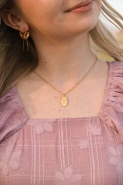 Rose and Clay Exclusive Hand-Drawn Bow Pendant Necklace - 18k Gold 21 Rose and Clay Exclusive Hand-Drawn Bow Pendant Necklace - 18k Gold -ROOLEE FASHION SHOP IMG 0927