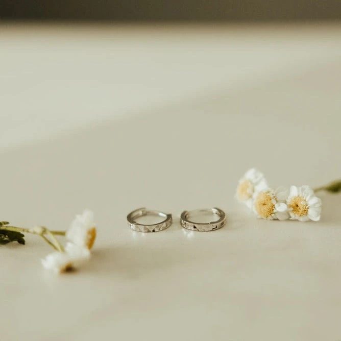 Sydney Hammered Hoop Earrings - Hypoallergenic Gold & Silver 11 Sydney Hammered Hoop Earrings - Hypoallergenic Gold & Silver - Image 9