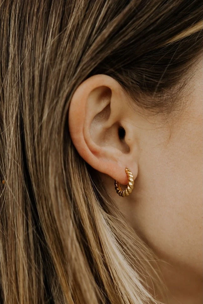 Gold Vermeil Twist Hoop Earrings - Hypoallergenic Brooklyn Hoops 9 Gold Vermeil Twist Hoop Earrings - Hypoallergenic Brooklyn Hoops - Image 7