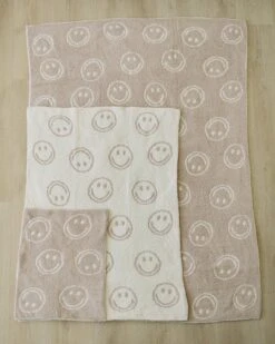 Smiley Taupe Ultra-Soft Plush Blanket - Lightweight Nursery & Home Throw -ROOLEE FASHION SHOP NEP 6322 websize