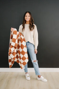 Rust Checkered Plush Blanket - Ultra-Soft Aesthetic Throw for Kids & Home