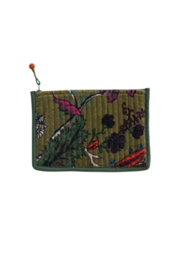 Quilted Essentials Flat Zip Pouch with Stylish Tassel Detail -ROOLEE FASHION SHOP Product Photo 1 7f26eaf7 d02d 4245 8fb5 dea2705dd252