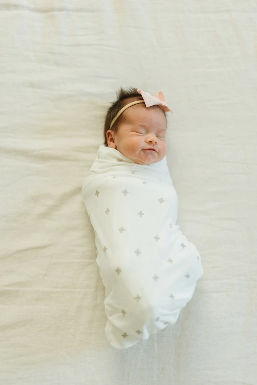 Little Unicorn Grey Cross Stretch Knit Swaddle Blanket 4 Little Unicorn Grey Cross Stretch Knit Swaddle Blanket - Image 2