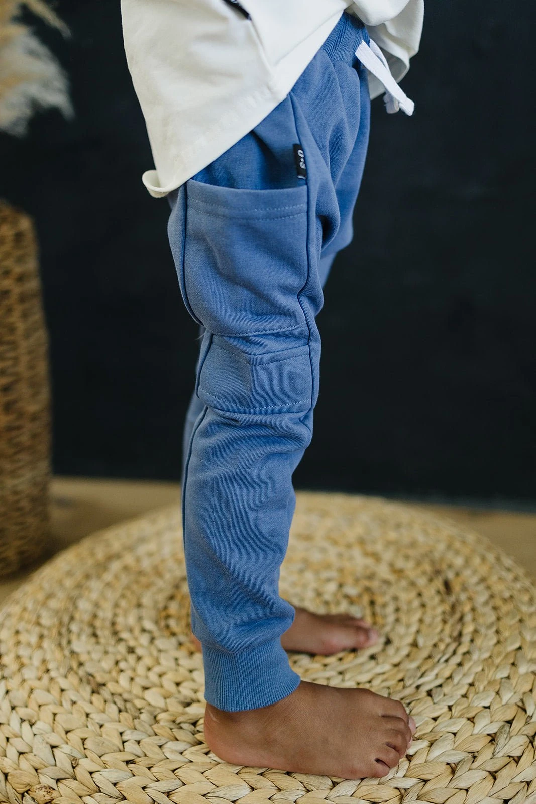 Kids Fleece Joggers - Warm Cargo Style Sweatpants 8 Kids Fleece Joggers - Warm Cargo Style Sweatpants - Image 6