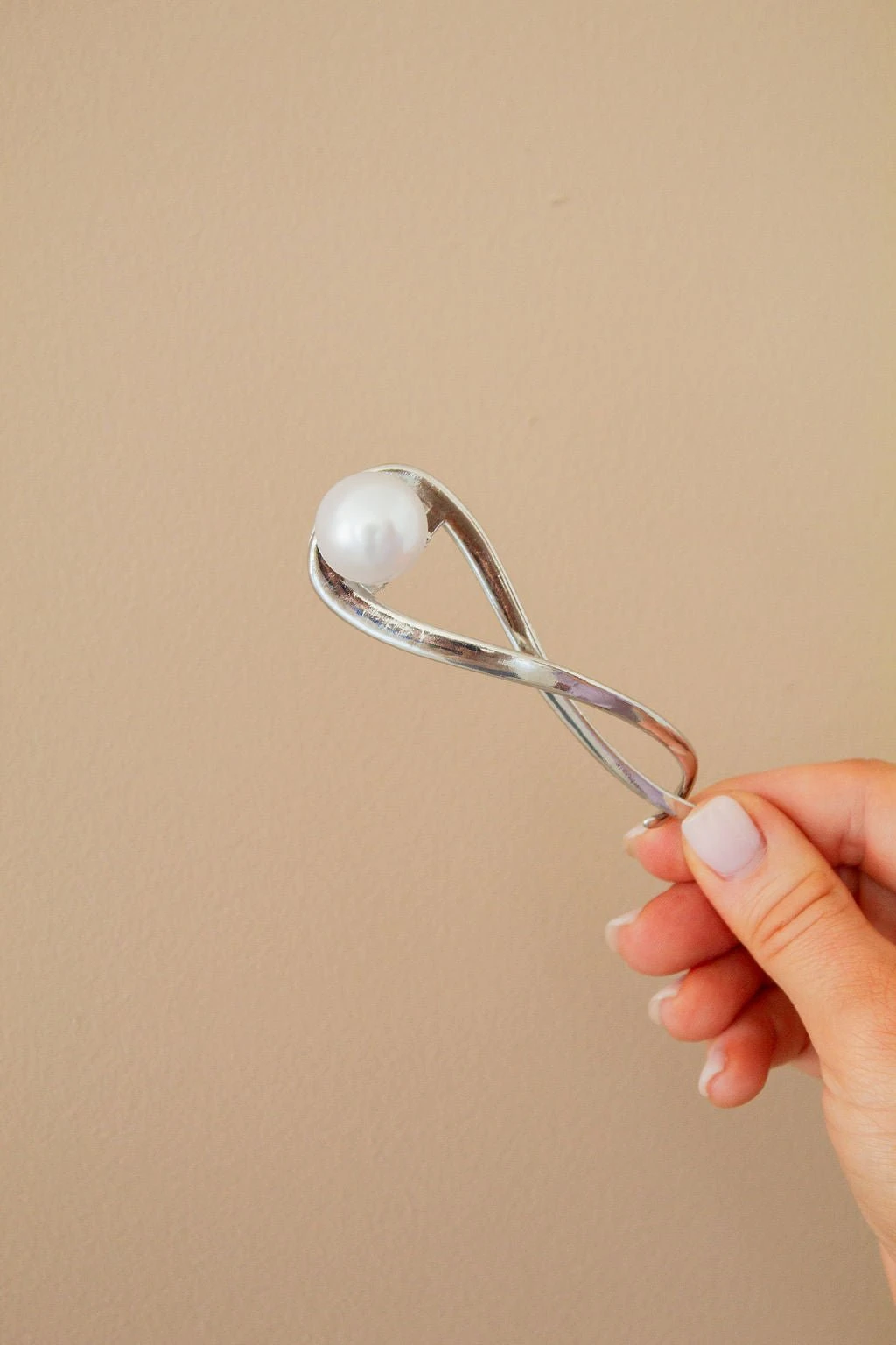 Gold French Hair Pin - Elegant Chignon Pin for Secure Updos 8 Gold French Hair Pin - Elegant Chignon Pin for Secure Updos - Image 6