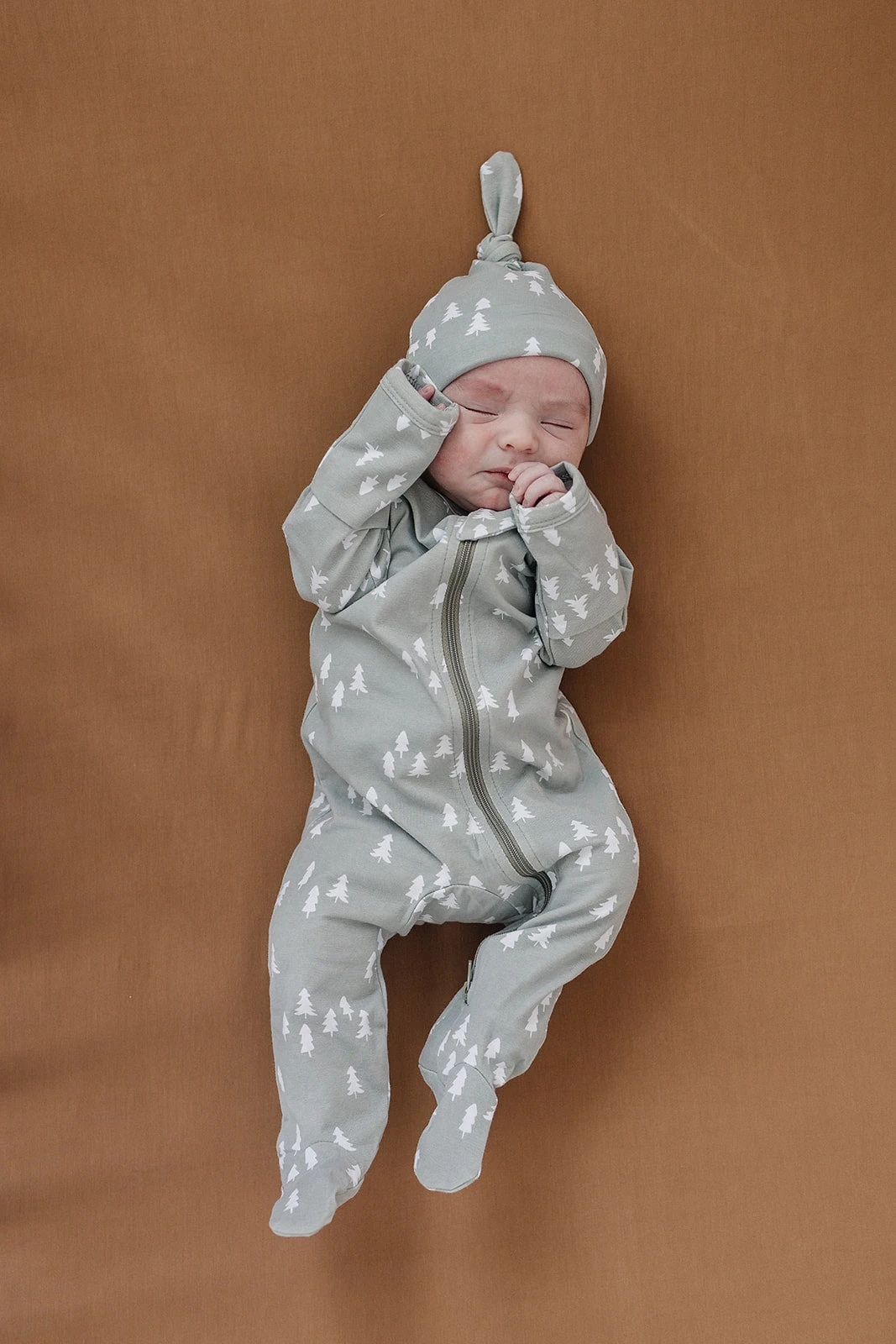 Mebie Baby Mustard Bamboo Stretch Crib Sheet 7 Mebie Baby Mustard Bamboo Stretch Crib Sheet - Image 5