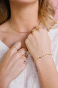 Madeline 18k Gold Filled Paperclip Bracelet - Adjustable Dainty Chain