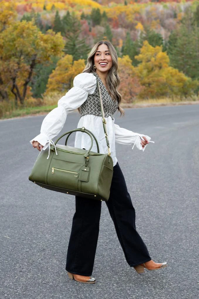 Moss Green Faux Leather Weekender Bag - Large 39L Travel & Hospital Duffel 4 Moss Green Faux Leather Weekender Bag - Large 39L Travel & Hospital Duffel - Image 2